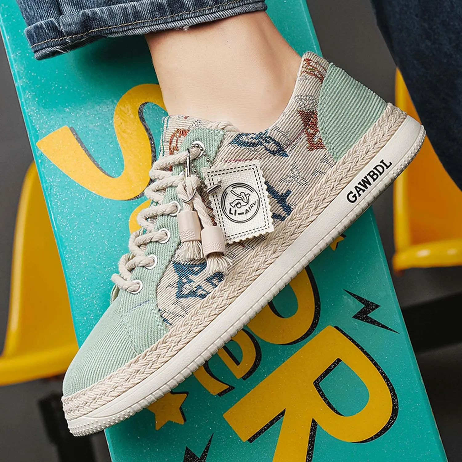 Men's Casual Sneakers Fashion Lace-up Canvas Casual Shoes Comfortable Lightweight Slip On Shoes Outdoor Breathable Non-Slip Walking Shoes Casual Loafers