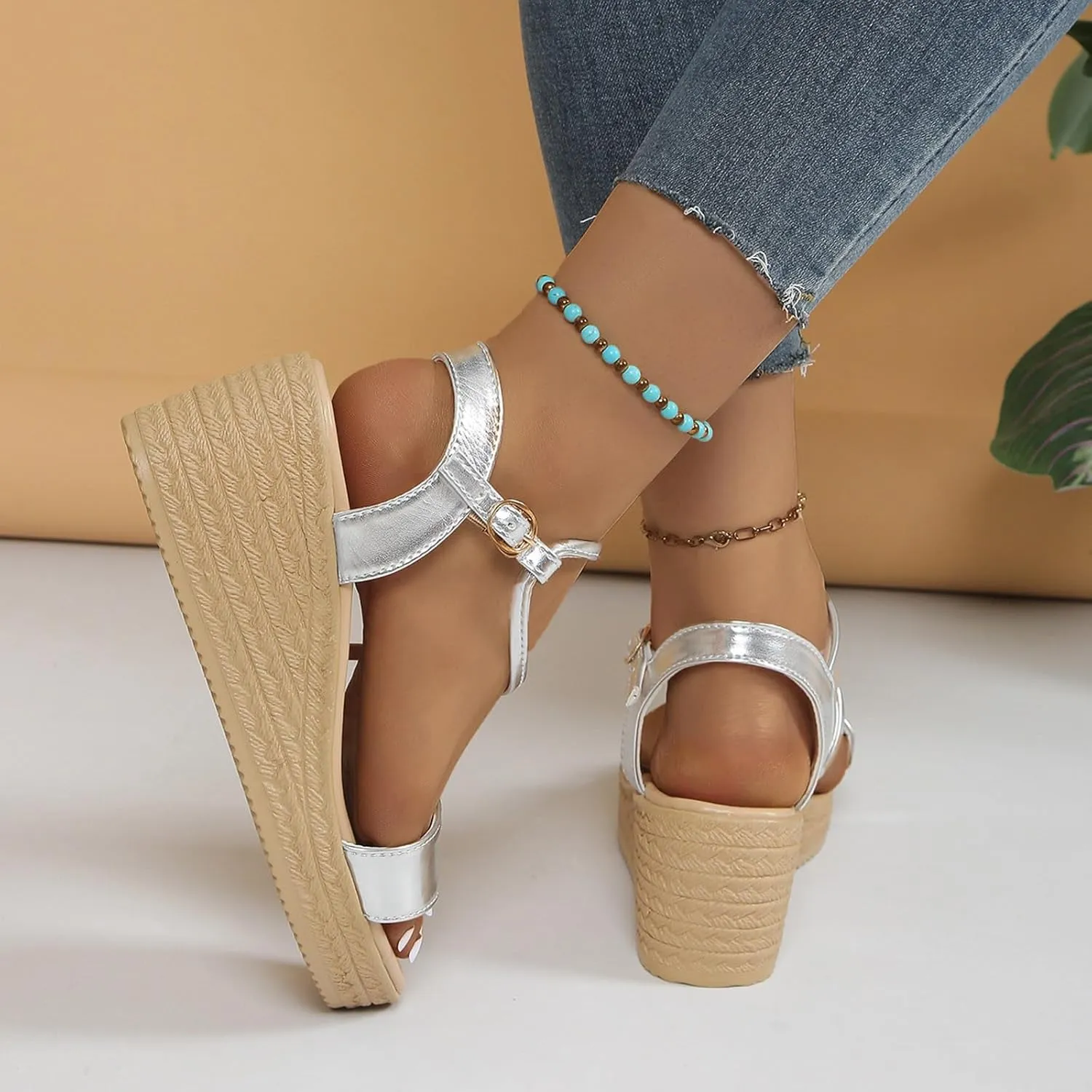 Women's Sandals Ladies Summer Casual Shiny Leather Solid Colour Slope Heel Beach Large Size Sandals Arch Supports